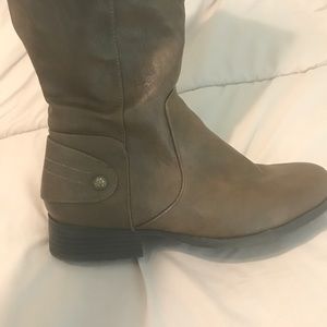 Life Stride brown riding boots
